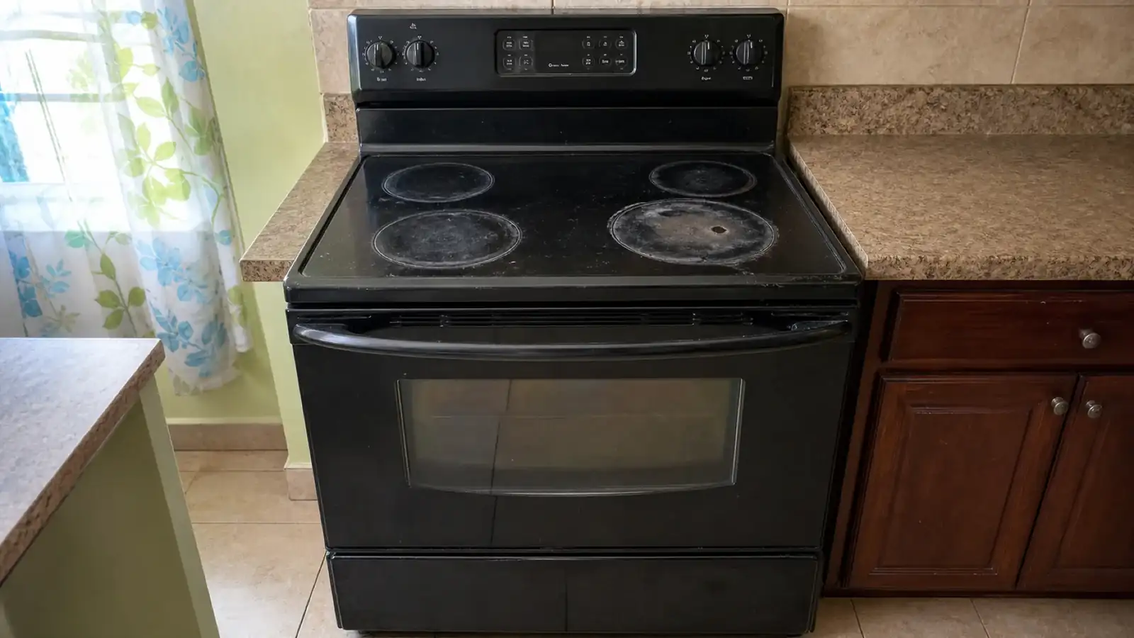 Electric stove before Baytech repair service